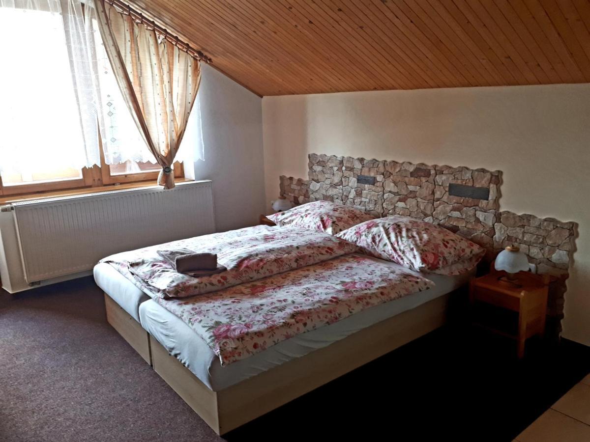 Privat Mrzkan Liptovský Mikuláš Esterno foto